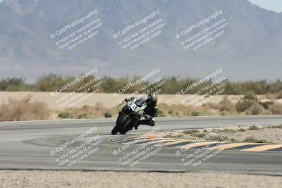 media/Oct-04-2025-CVMA (Sat) [[408bcdd6e4]]/Race 4-Formula Middleweight (Holeshot)/